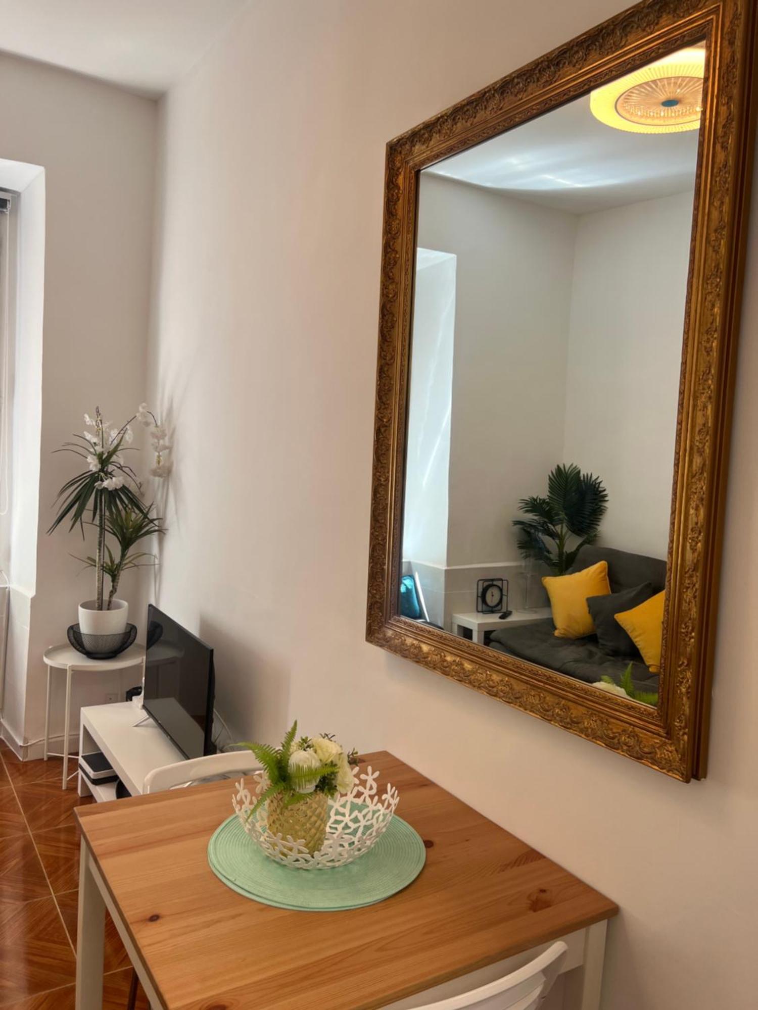 Precioso Apartamento Madrid Centro Luaran gambar